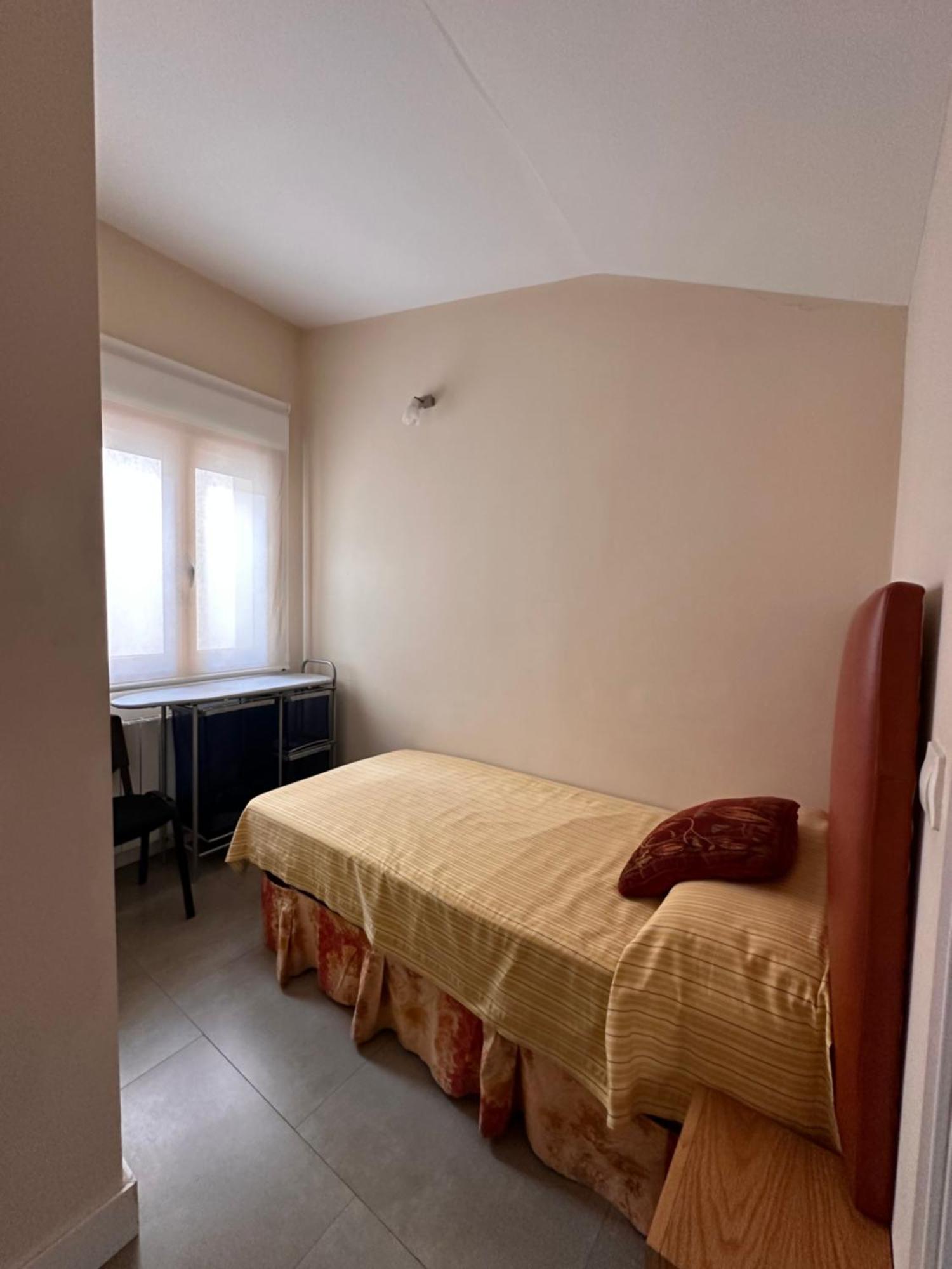 Апартаменти Piso Centrico En Ель-Еспінар Екстер'єр фото